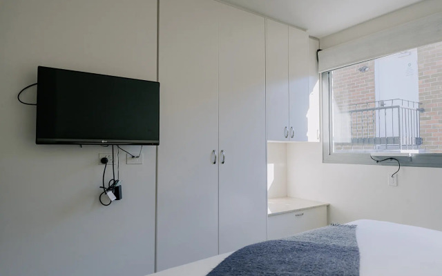 Salamanca Wharf Hotel