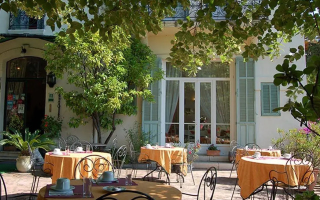 Hôtel La Bellaudière