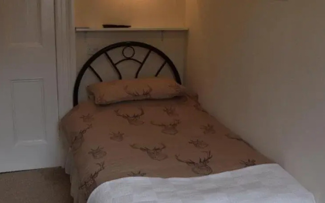 Dall Lodge Country House