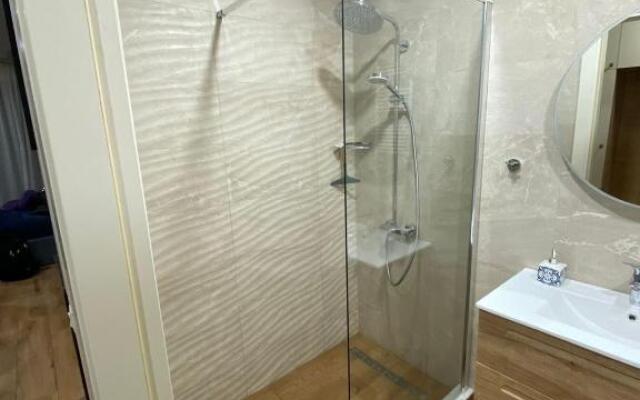 New Gudauri Twins 421