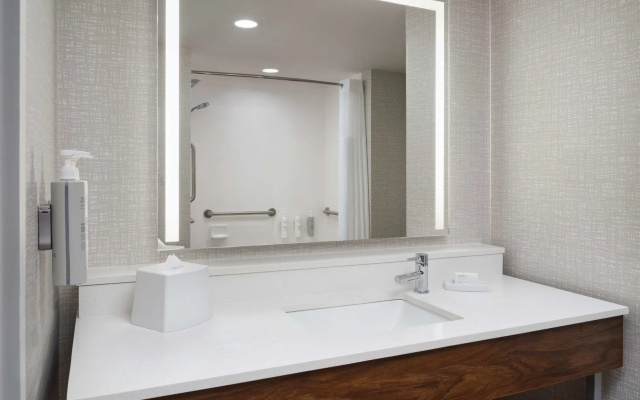 Hampton Inn Towson Downtown