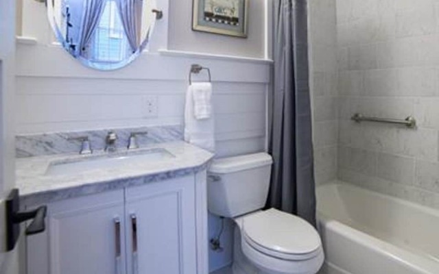 The Palmetto House Inn