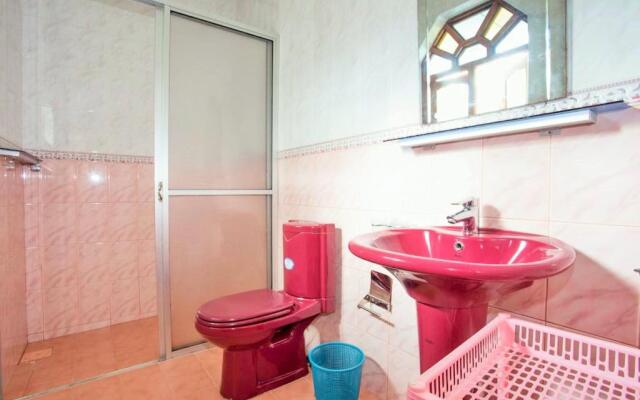 Swiss Villa Moragalla Beach