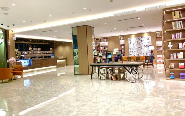 Hanting Hotel Yuxi Nie'er Music Square