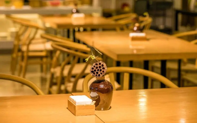 Theme Hotels & Resorts (Chengdu Chunxi Taikoo Li)