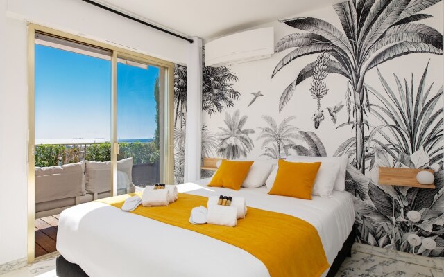 Rooftop Sea View YourHostHelper