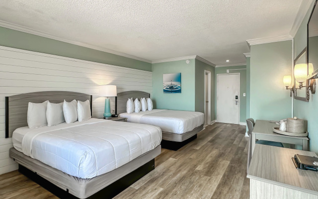 Thunderbird Beach Resort