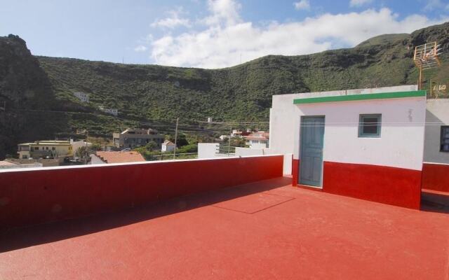 House in Tamaduste, El Hierro 102516 by MO Rentals