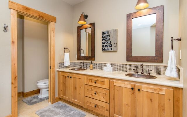 Walk Friendly Truckee House by RedAwning