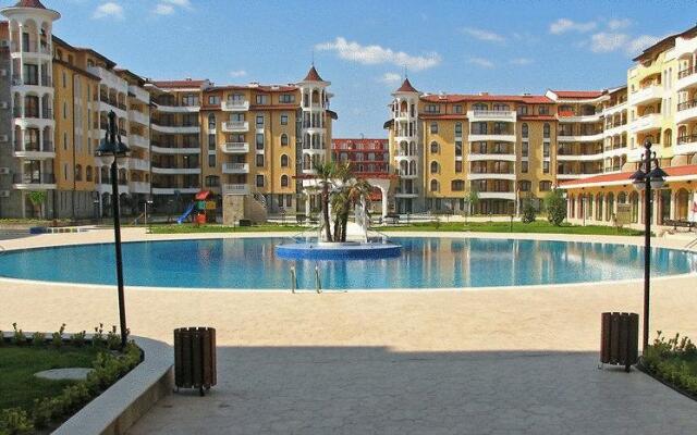 PMG Royal Sun Apartments