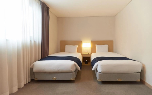 Tower Hill Hotel