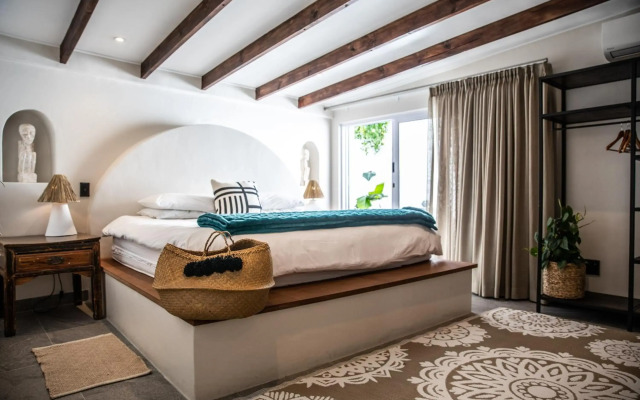 Sea Castle Hotel Camps Bay