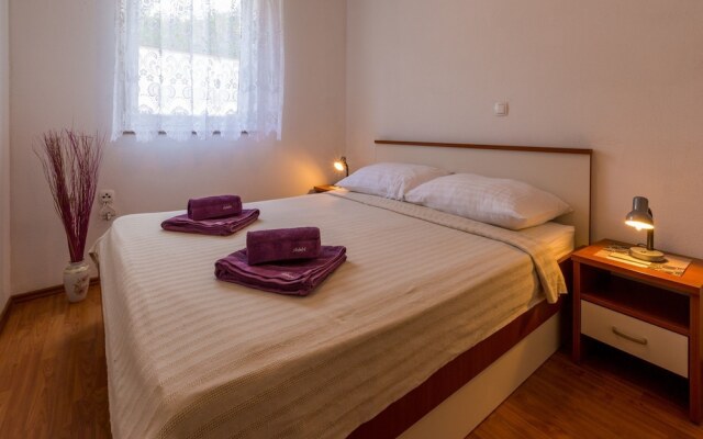 Apartment Adria