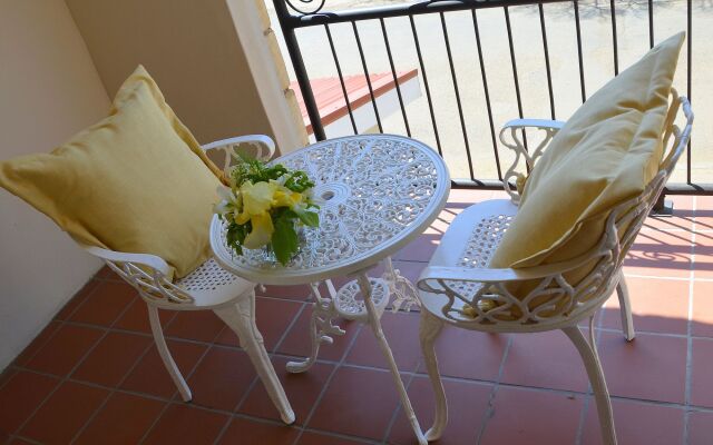 By the Way Guesthouse