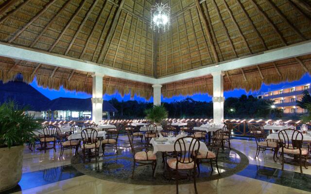 Grand Palladium Riviera Resort & Spa - Все включено