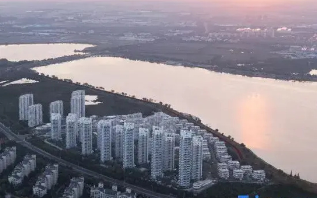 Jingxi Daojia Hotel (Rongcheng Downtown Cherry Lake Sports Park)