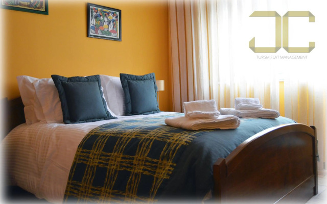 Learn Porto Apartment by JC