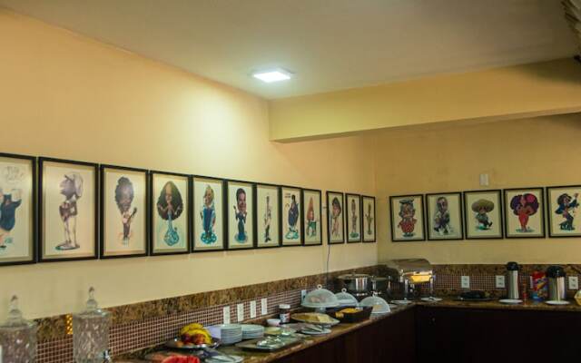 Kalamari Beach Hotel