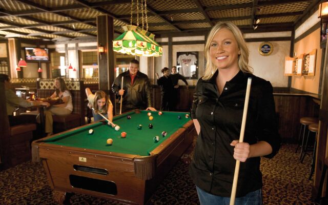 Canad Inns Destination Center Grand Forks