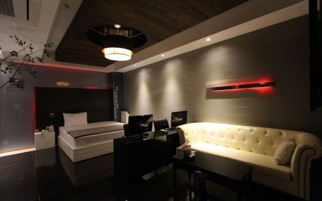 Hotel Lee
