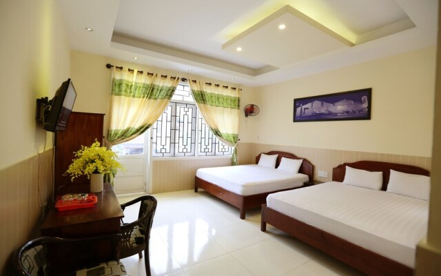 Minh Quang Hotel