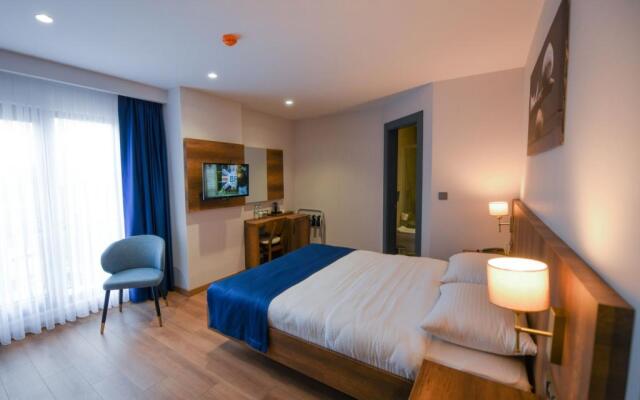 Ref Inn Hotel
