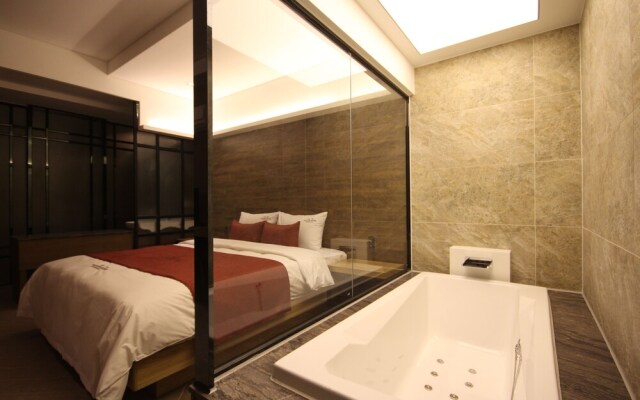 The Club Hotel Seomyeon
