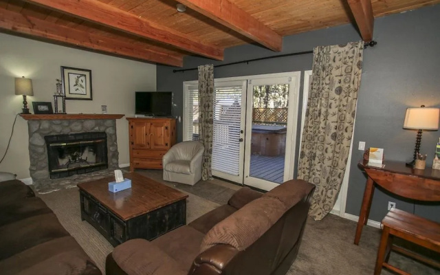 Oak Cabin
