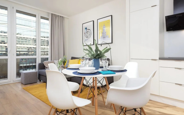 Family City Center Apartments by Renters