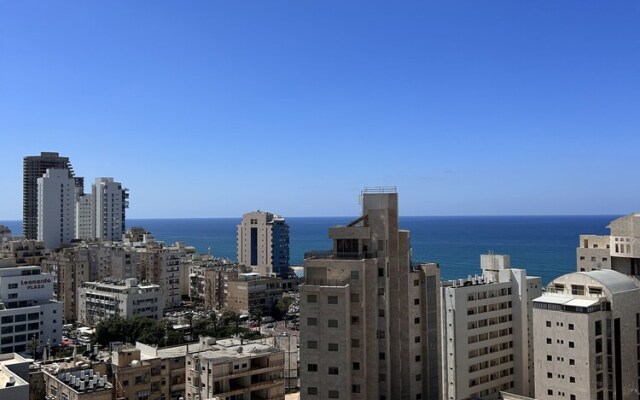 Sea Breeze Netanya Retreat by Sea N Rent