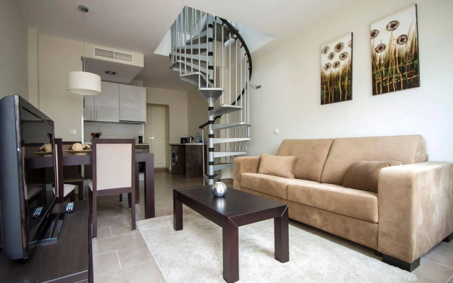 Pinar Apartments