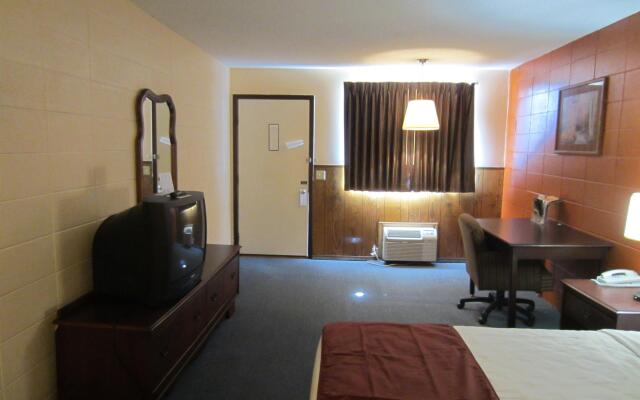 Americas Best Value Inn & Suites Branson - Near the Strip