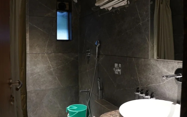 Hotel Sadanand Regency
