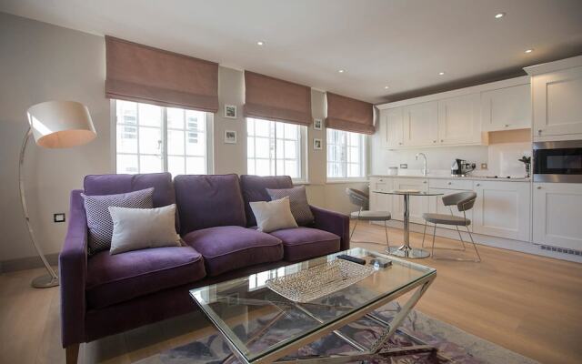 No.8 Waterloo Apartments