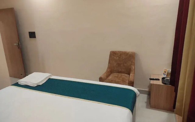 Pavitram Hotel & Banquet