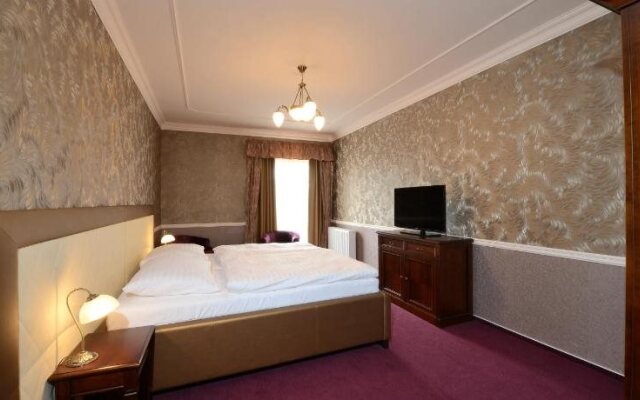 Hotel Gold Chotoviny