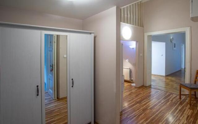 Michalska Apartment by Ruterra