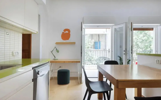 Diz 3 By TLV2rent