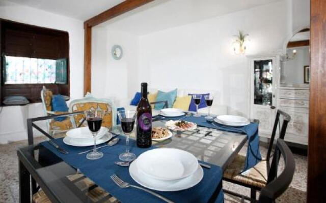 Candelaria's Mountain House (Pool & Sea Views)