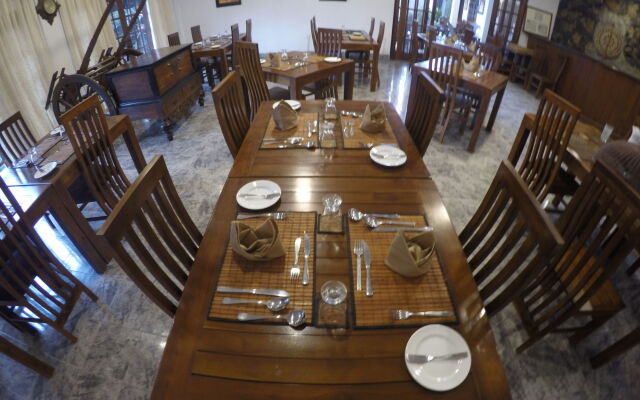 Sunray Hotel