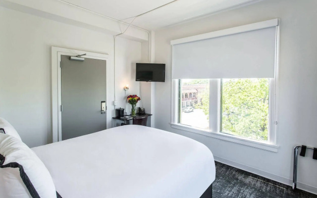 Park Plaza Hotel Seguin