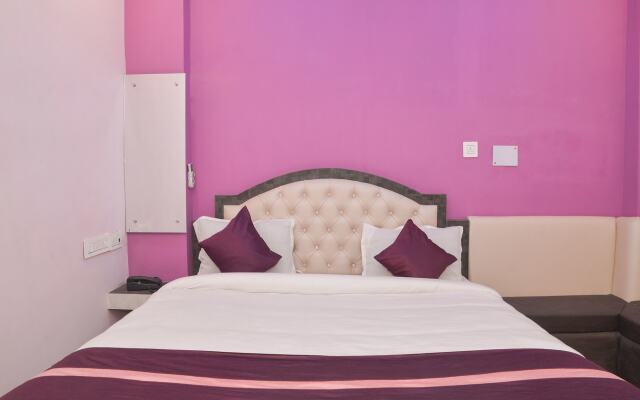 OYO 14487 Hotel Stay Inn