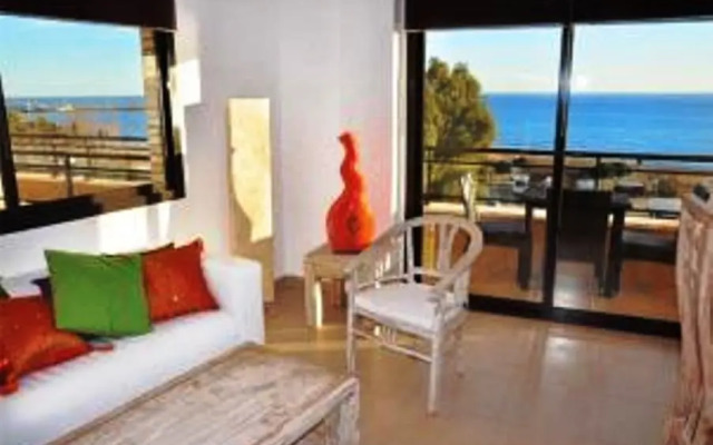 La Salle 37 Apartment