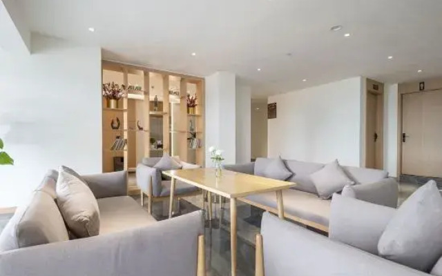 Chongzhou Shangyuan Laide Hotel