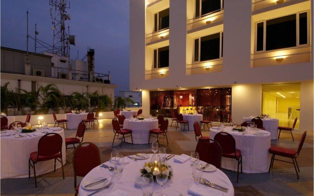 Vivanta Vijayawada, MG Road