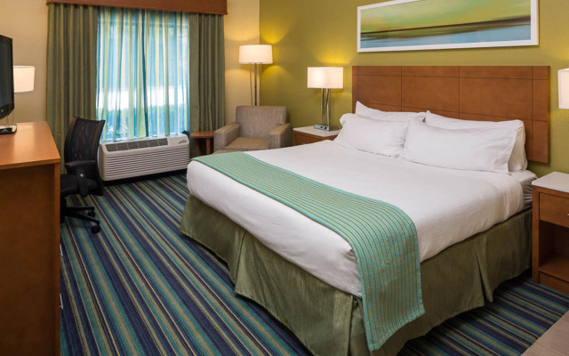 Holiday Inn Express Clermont by IHG