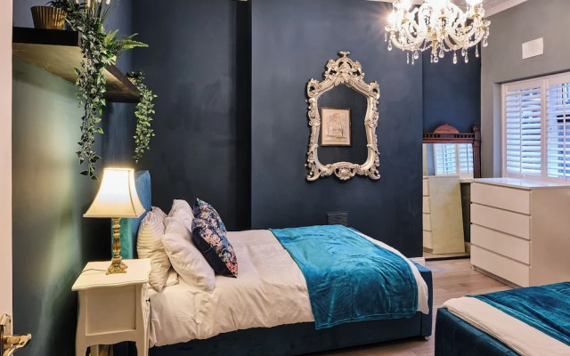 Charming Cardiff Home With Private Parking & Modern Amenities