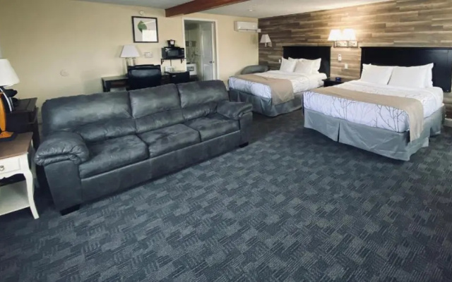 Salida Inn & Monarch Suites