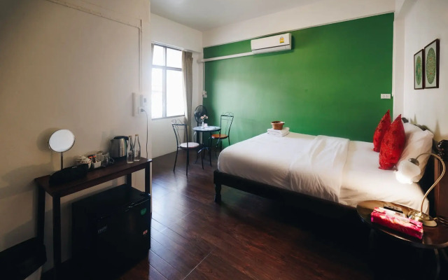 Sleeper  House