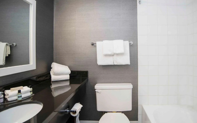 Sandman Hotel & Suites Kelowna